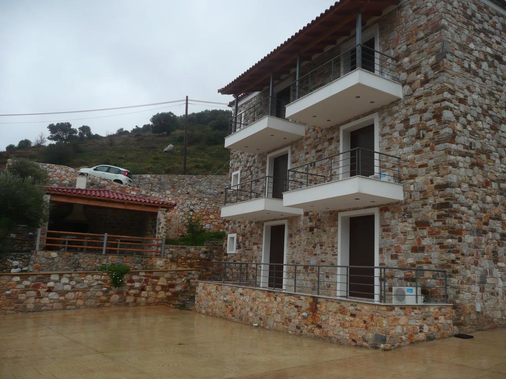 Labetia Apartments Agio Apóstoloi Exterior foto