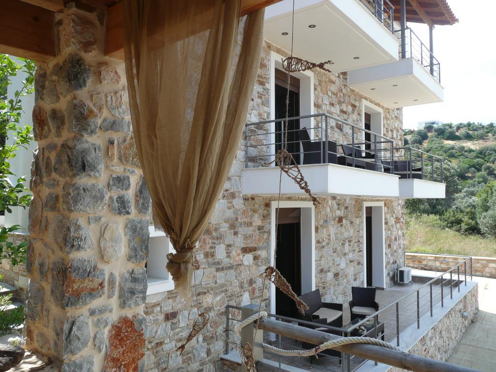 Labetia Apartments Agio Apóstoloi Exterior foto