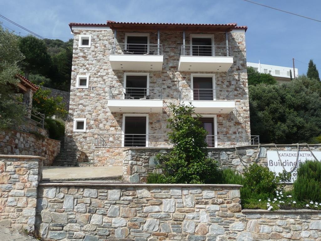 Labetia Apartments Agio Apóstoloi Exterior foto